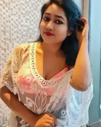 Escorts Service Manjhanpur